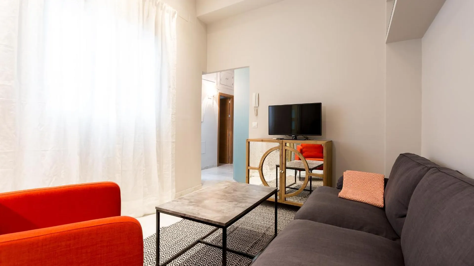 Bonito Apartamento En Planta Primera Seville 0*,  Spain