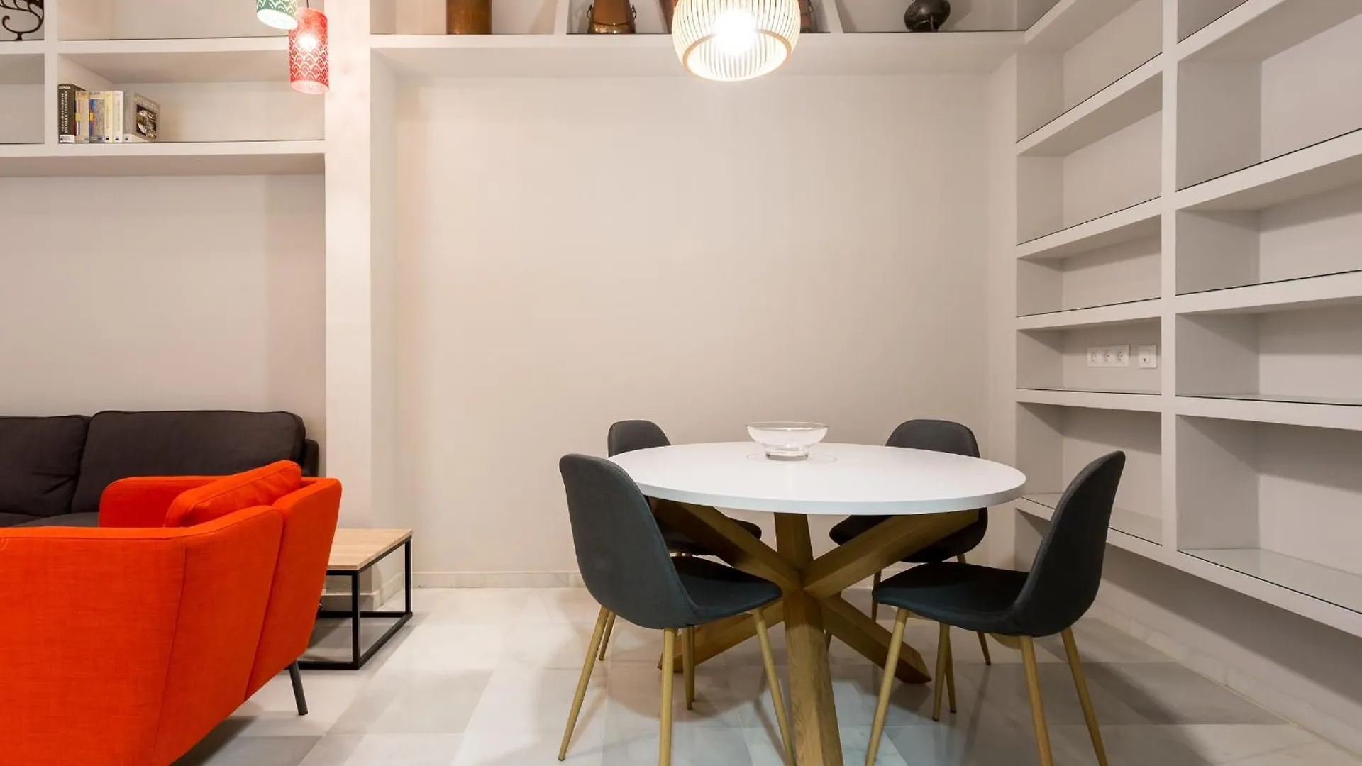 Bonito Apartamento En Planta Primera Seville Apartment