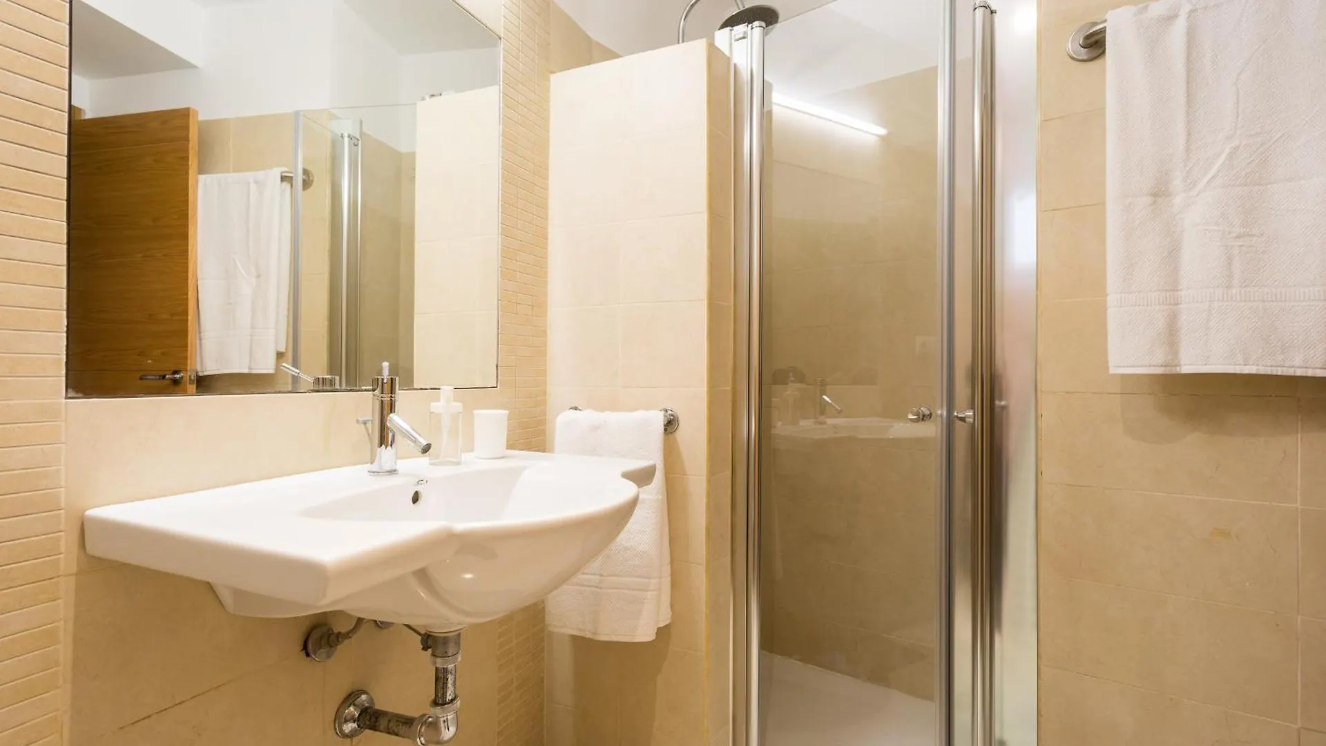 Bonito Apartamento En Planta Primera Seville Apartment
